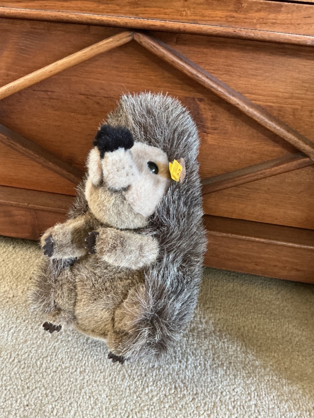 STEIFF Joggi Hedgehog